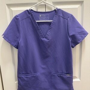 Figs Women's Short Sleeve V-Neck Top in Purple